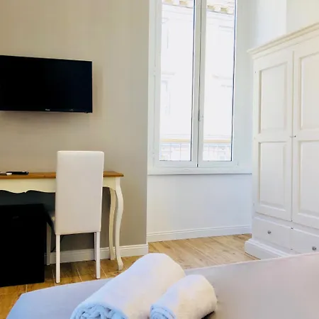 Audrey's Holidays - & ゲストハウス 4*