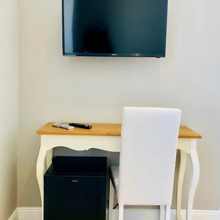 Audrey's Holidays - & ゲストハウス 4*