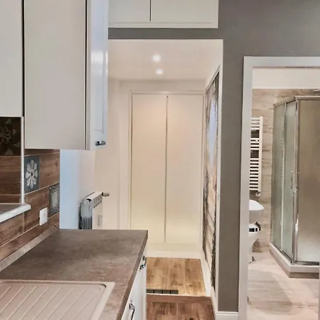 Audrey's Holidays - & ゲストハウス