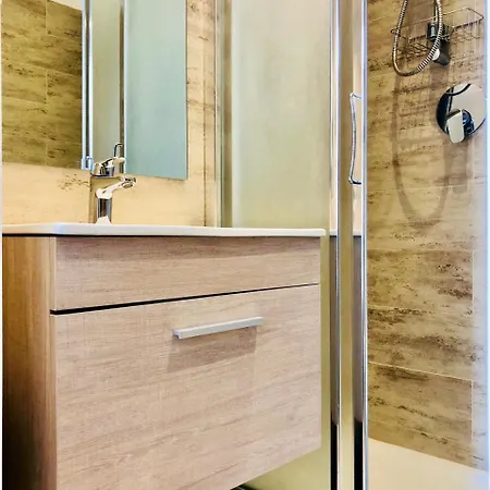 Audrey's Holidays - &