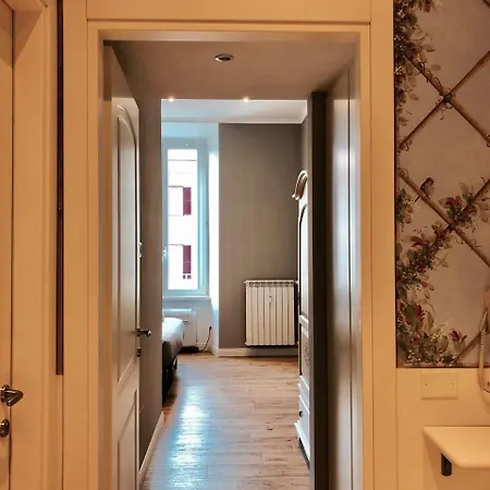 Audrey's Holidays - &